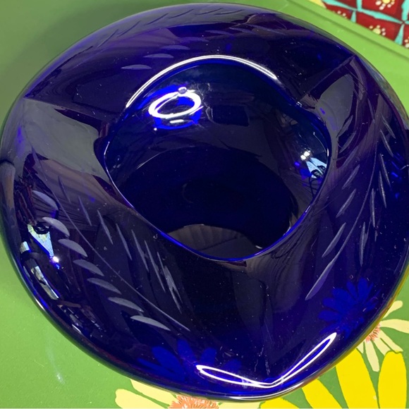 Cobalt Blue Glass Ashtray - Picture 2 of 6